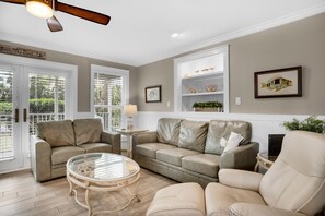 House, Multiple Beds (Sun Seeker) | Living area | TV - Sun Seeker (Miramar Beach)