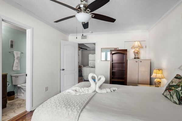 House, Multiple Beds (Summer Haven A) | 4 bedrooms, WiFi