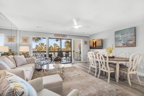 Lägenhet - flera sängar (Seascape Lakefront Villas 281- Family) | Vardagsrum | Tv