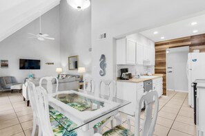 Condo, 1 King Bed with Sofa bed (Memory Maker) | Interior - Memory Maker (Miramar Beach)