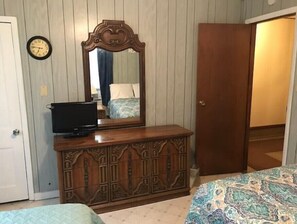 3 slaapkamers, een bureau, gratis wifi, beddengoed