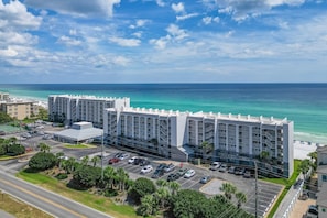 Condo, várias camas (Beach House 204A) | Fachada