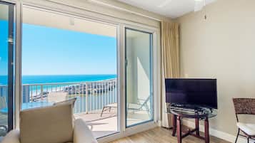 Appartement, 1 kingsize bed met slaapbank (Ariel Dunes II 2006) | Woonruimte | Een televisie