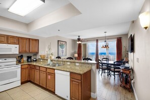 Condo, 1 Queen Bed with Sofa bed (Ariel Dunes II 1805) | Private kitchen | Oven, toaster - Ariel Dunes II 1805 (Miramar Beach)