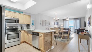 Appart'hôtel, 1 très grand lit et 1 canapé-lit (Ariel Dunes II 1608) | Cuisine privée