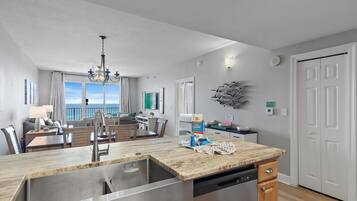 Huoneisto, 1 suuri parisänky ja vuodesohva (Ariel Dunes II 1608) | Sisätilat