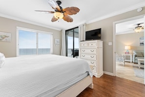 Condo, Multiple Beds (Summerchase 905)