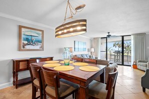 コンドミニアム ベッド (複数台) (Eden East 101) | 内装