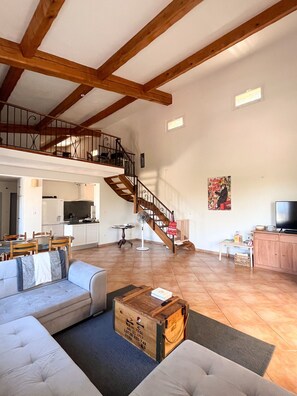 TV, fireplace, stereo - Double Family Villa,12 people with Pool near Cannes (Fréjus)