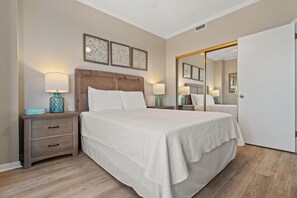 Condo, Multiple Beds (Seachase 905W) - Seachase 905w (Orange Beach)