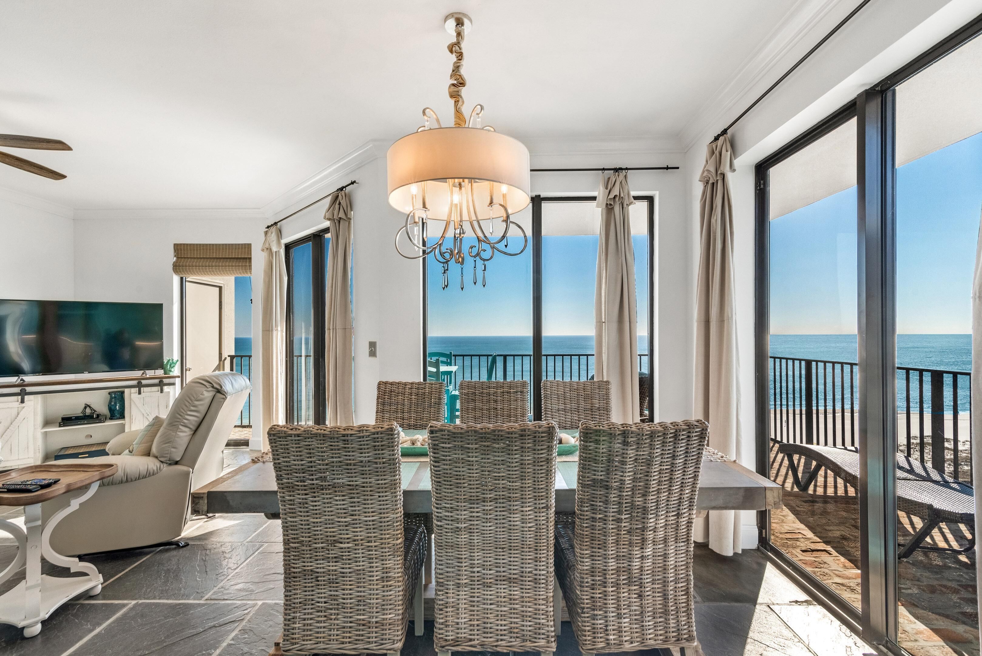 Kondominium, Beberapa Tempat Tidur (Phoenix VII 1401) | Tempat makan