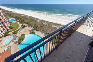 Pool - Seachase 901w (Orange Beach)