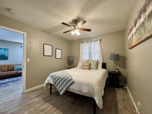 1 Schlafzimmer, Bügeleisen/Bügelbrett, kostenloses WLAN, Bettwäsche