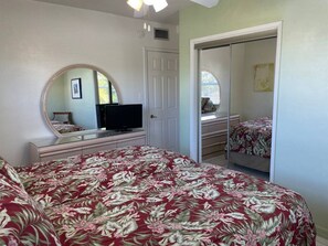 2 室のベッドルーム、アイロン / アイロン台、WiFi、ベッドシーツ