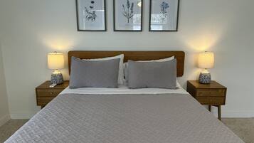 1 Schlafzimmer, BĂŒgeleisen/BĂŒgelbrett, WLAN, BettwĂ€sche