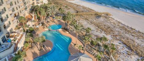 Appart'hôtel, plusieurs lits (Indigo West 801 with Private Poolside) | Piscine