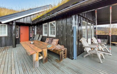 Nice home in Vøringsfoss with WiFi