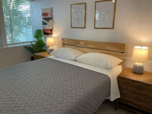 1 habitación, tabla de planchar con plancha, wifi y ropa de cama