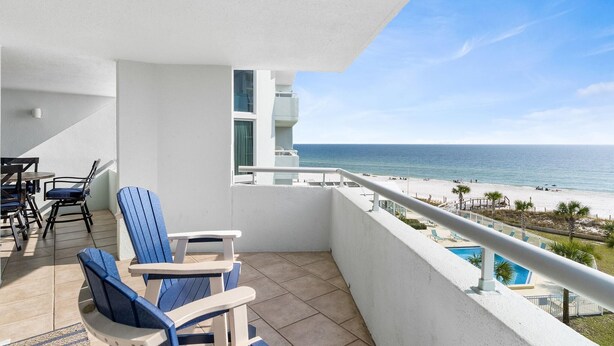 A balcony with a view of the beach and ocean. - Perdido Sun 416 (Pensacola)