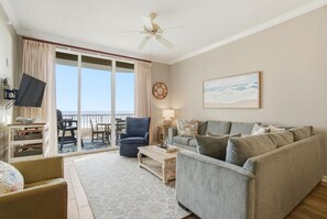 Leilighet, flere senger (Spanish Key 209) | Oppholdsområde | TV