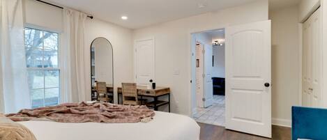 1 bedroom, iron/ironing board, travel crib, WiFi