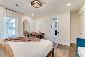 1 dormitorio, tabla de planchar con plancha, cuna de viaje y wifi