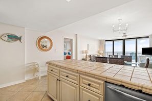 Apartamento, varias camas (Lei Lani 607T) | Interior
