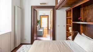 Unclassified image, 5 of 25, button - iFlat | The Centrality Apartment (Roma)