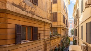 Unclassified image, 4 of 25, button - iFlat | The Centrality Apartment (Roma)