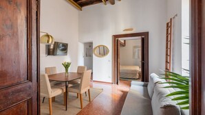 Unclassified image, 3 of 25, button - iFlat | The Centrality Apartment (Roma)