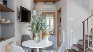 Dining - iFlat | Charming Apartment near Piazza Venezia (Roma)