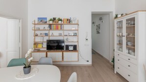 Unclassified image, 5 of 21, button - iFlat | Saint Peter Bright Apartment (Roma)