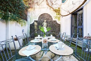 Ristorazione all'aperto