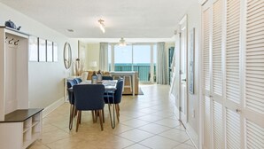 Condo, nhiều giường (Perdido Towers East 502) | Nội thất