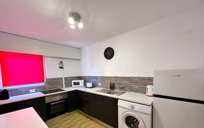 Microwave, oven, stovetop, coffee/tea maker