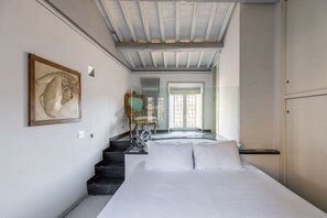 3 soverom, strykejern/-brett, wi-fi og sengetøy