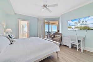 Apartment, Mehrere Betten (Beach Colony West 8D) | 3 Schlafzimmer, Bügeleisen/Bügelbrett, WLAN