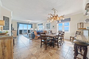 Apartment, Mehrere Betten (Windemere 808) | Speisen