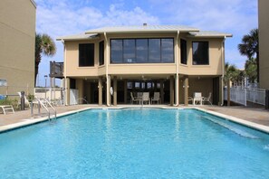 公寓客房, 多張床 (Shipwatch A403) | 游泳池