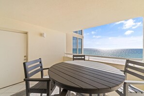 Outdoor dining - Perdido Sun 400 (Pensacola)