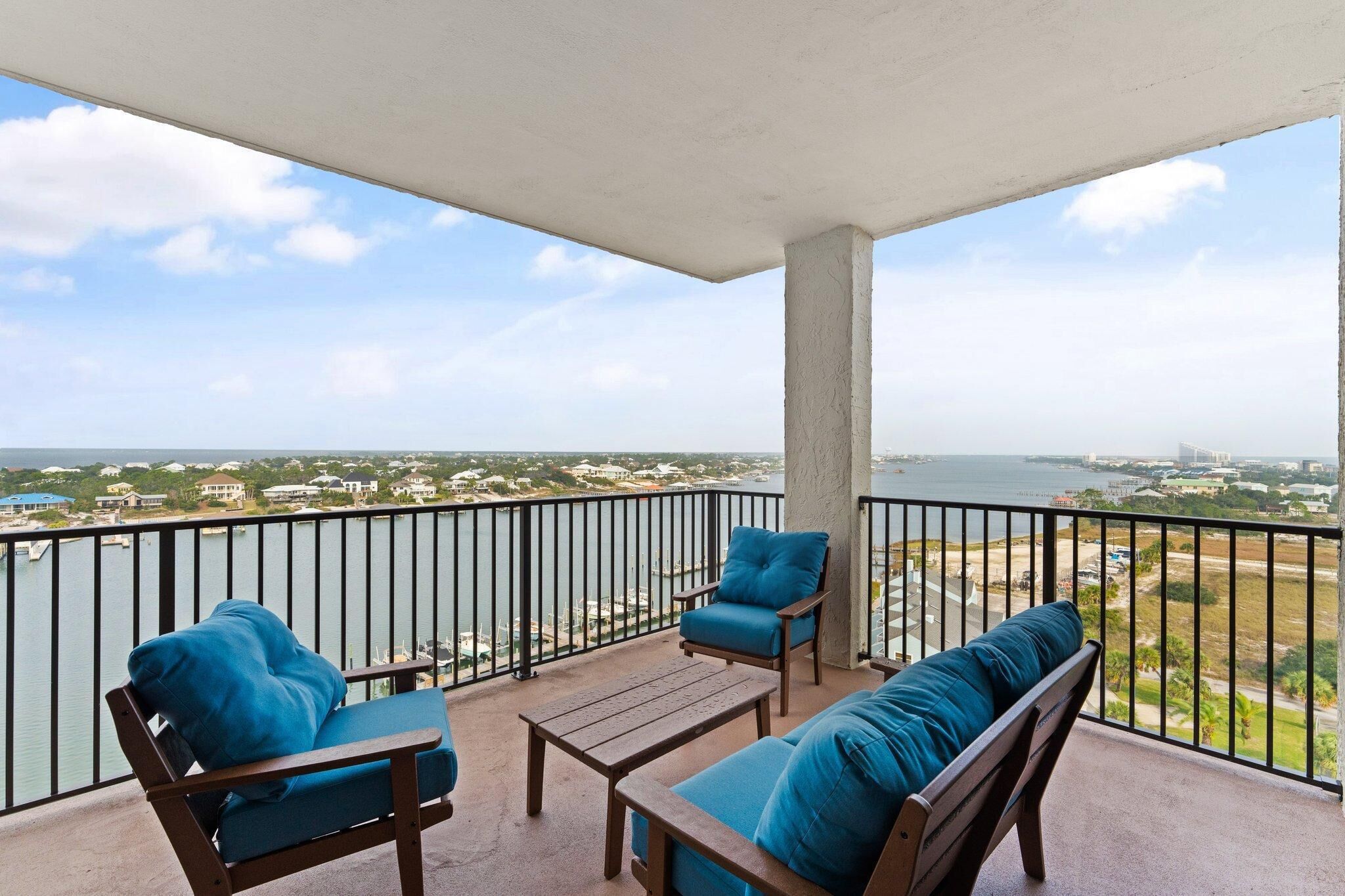 Condo, Multiple Beds (Shipwatch Riverside E1005*) | Property grounds