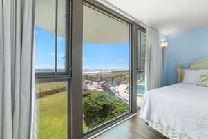 公寓式客房, 多张床 (Perdido Towers East 106) | 2 多间卧室、熨斗/熨衣板、WiFi