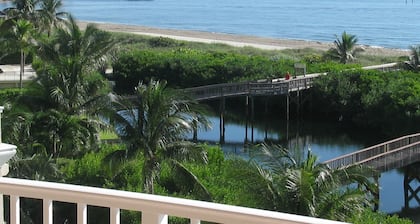 Canada House Beach Club Resort