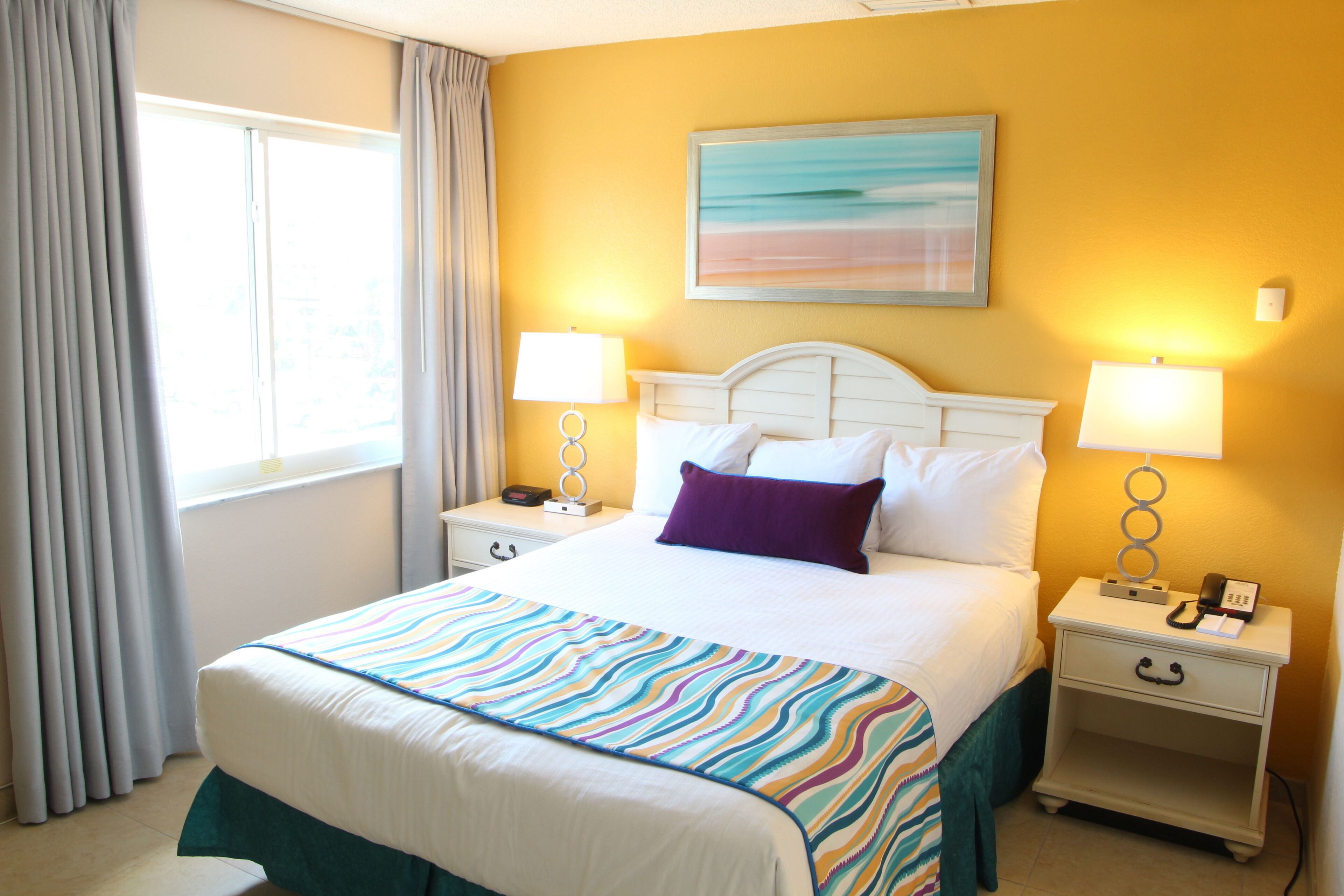 Caja de seguridad en la habitación y decoración personalizada 