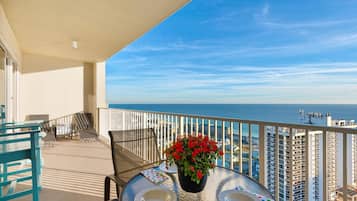 Appart'hÎtel, plusieurs lits (Ariel Dunes I 2304) | Restauration extérieure