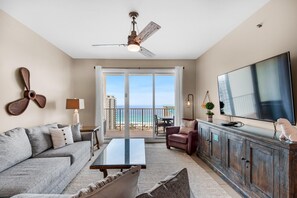 คอนโด, หลายเตียง (Ariel Dunes I 1408) | บริเวณนั่งเล่น | ทีวี