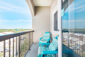 Appart'hôtel, 1 très grand lit et 1 canapé-lit (Alerio E402- Just Beachy) | Enceinte de l’hébergement