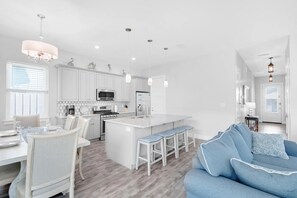 House, Multiple Beds (The Coastline Inn) | Interior - The Coastline Inn (Miramar Beach)