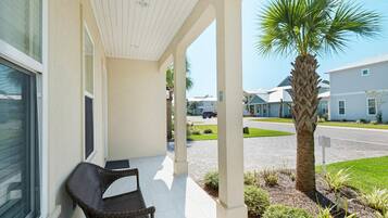 House, Multiple Beds (Stay Anchored) | Terrace/patio