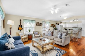 House, Multiple Beds (Southern Comfort) | Living area